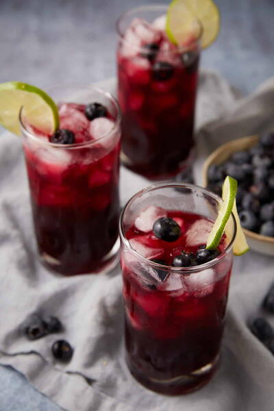 Blueberry Lemonade With Fresh Lemon Juice