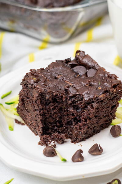 Chocolate Chip Zucchini Cake (4 Ingredients, One Bowl)
