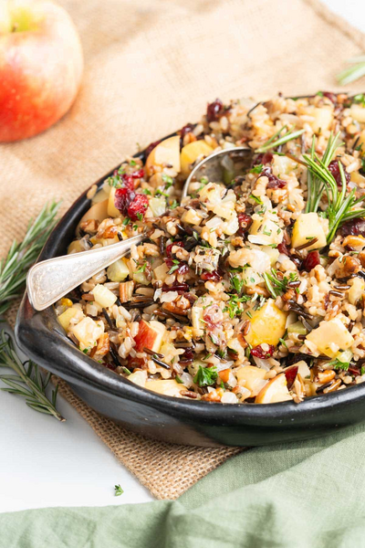 Thanksgiving Rice With Apples And Cranberries