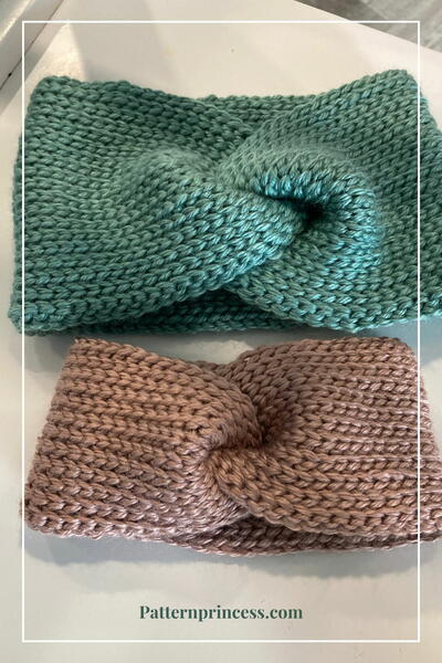 Easy Knit Look Twisted Ear Warmer Crochet Pattern