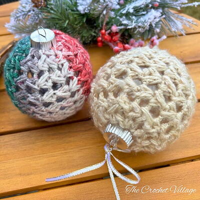 Merry And Bright Bauble Covers