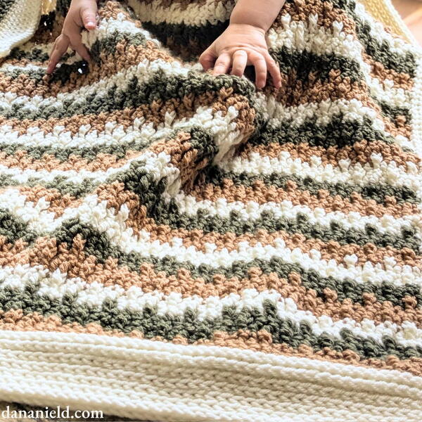 Tricolor Falling Leaves Crochet Baby Blanket