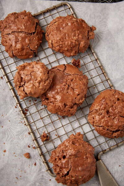Savannah Chewies – Old-fashioned Southern Chocolate Pecan Cookies