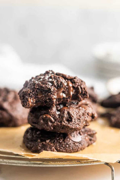 Double Chocolate Chip Cookies With Oat Flour