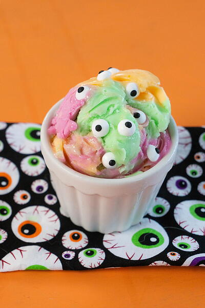 2 Ingredient Halloween Monster Ice Scream