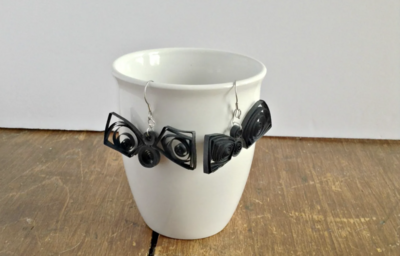 Easy Paper Quilled Halloween Bat Earrings