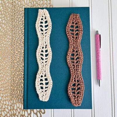 Wavy Lace Bookmark