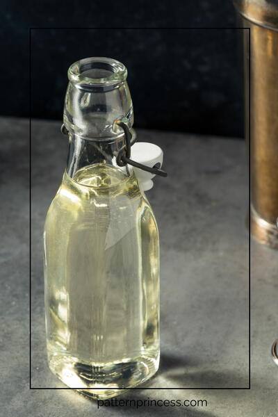 How To Make Homemade Simple Syrup For Drinks & Desserts ...