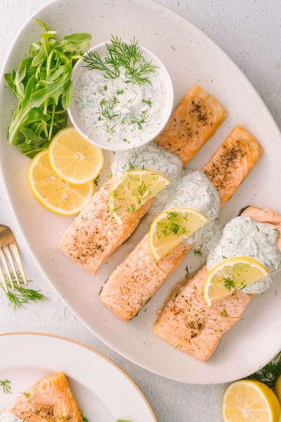 Baked Salmon With Creamy Yogurt Dill Sauce