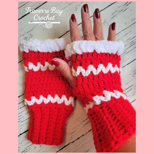 Mrs Claus Fingerless Mittens