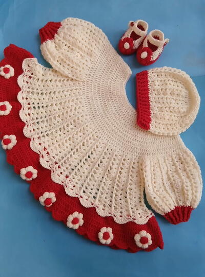 Daisy Flowers Baby Dress Free Pattern