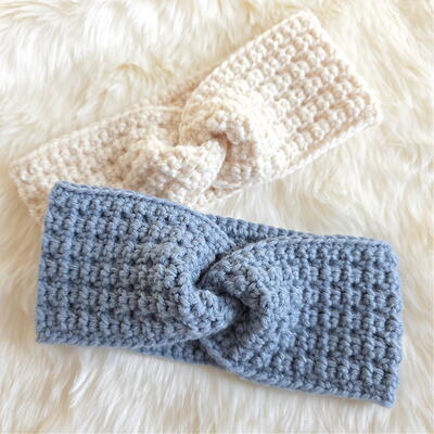 Easy Twisted Ear Warmer