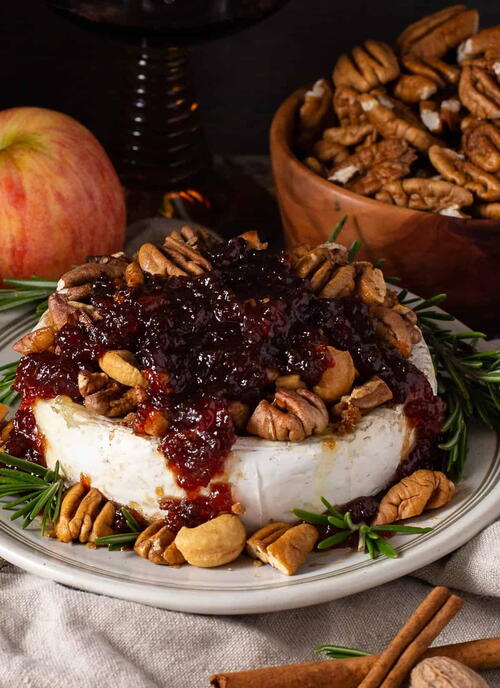 Savory Baked Brie And Preserves