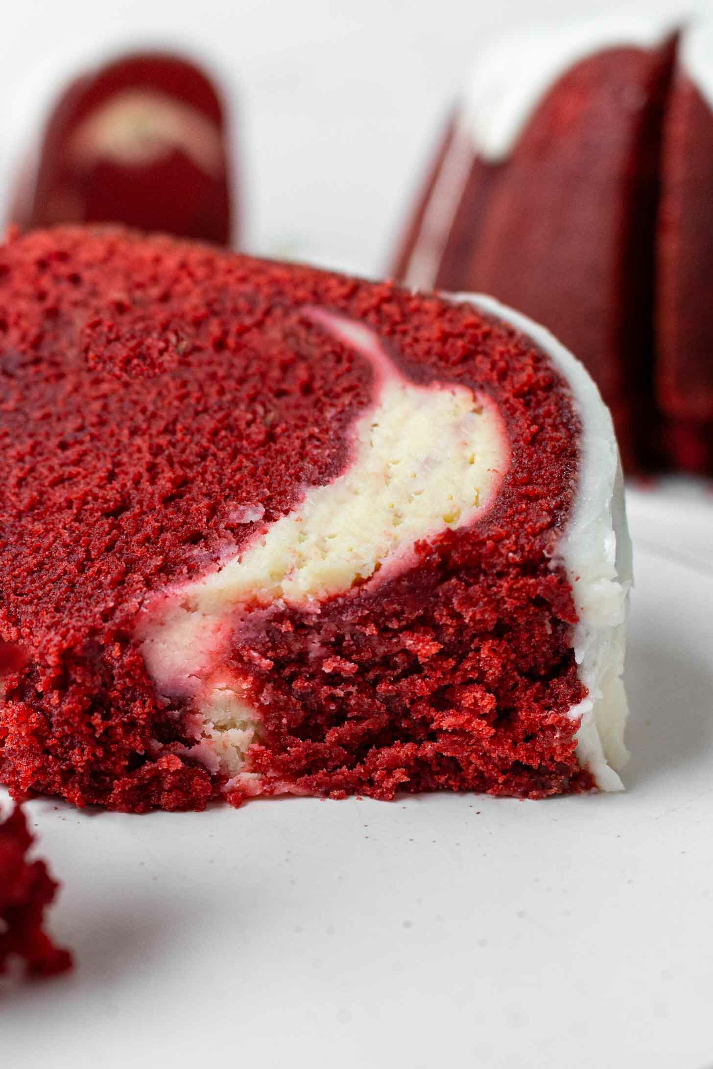 Red Velvet Pound Cake | RecipeLion.com