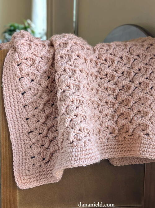 Chunky Slanted Shells Crochet Baby Blanket