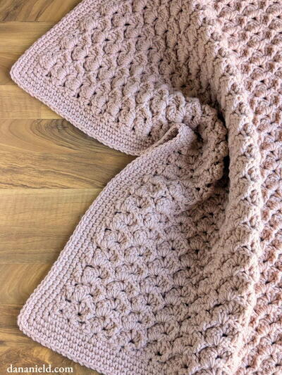 Chunky Slanted Shells Crochet Baby Blanket