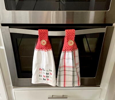 Fa La La Towel Topper