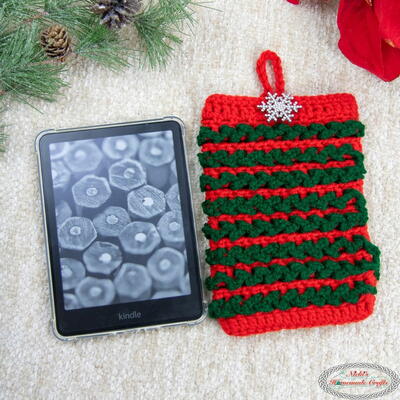 Tinsel Kindle Cover