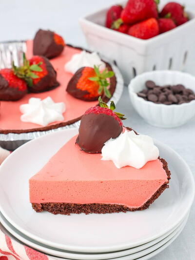 Strawberry Jello Pie