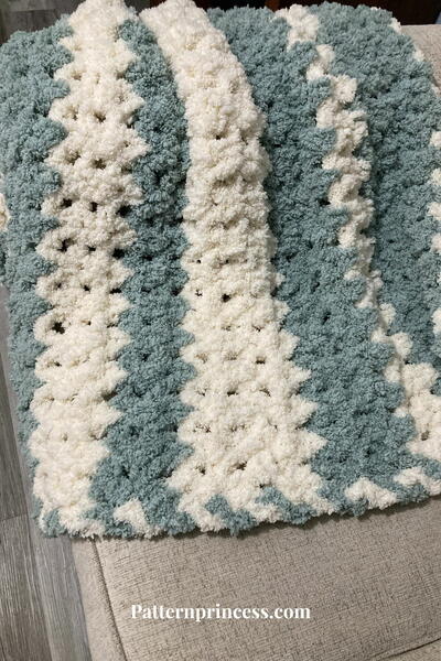 Plush Easy Stitch Chunky Crochet Blanket 