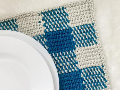 Lilly Gingham Blanket