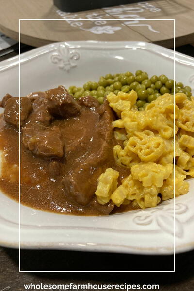 Easy Slow Cooker Beef And Onion Gravy