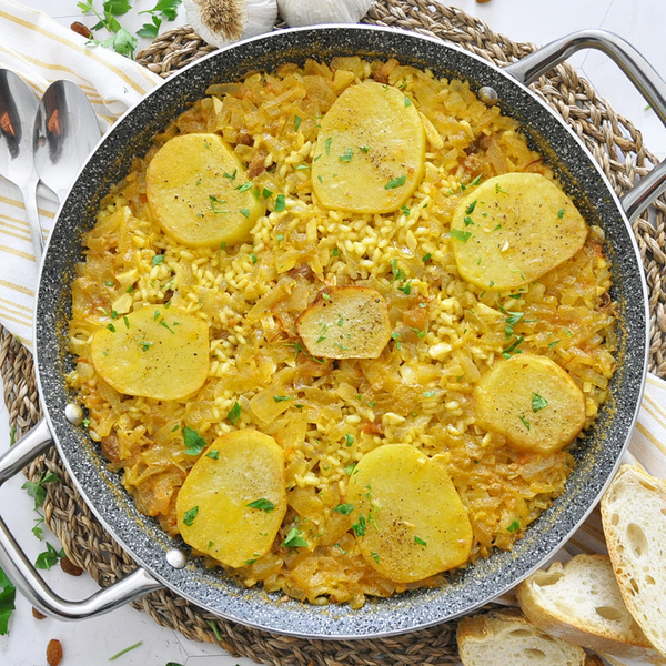 Spain’s Most Underrated Sweet & Savory Rice | Arroz Con Patatas Y Pasas