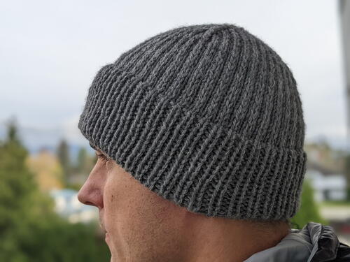 Warm Men’s Beanie With Fixed Double Brim