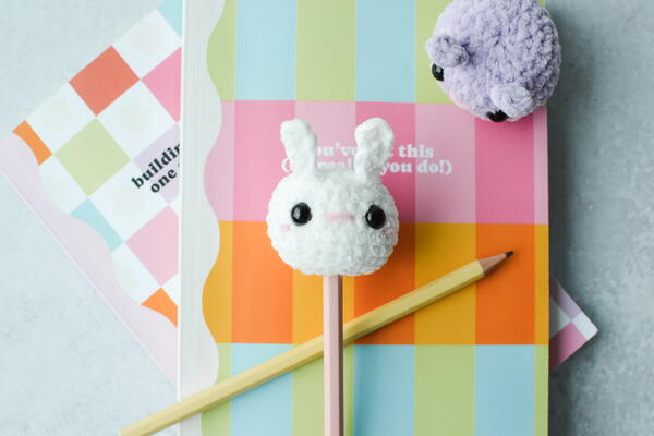 No-sew Bunny Pencil Topper
