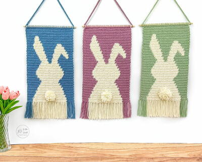 Bunny Wall Hanging Crochet Pattern