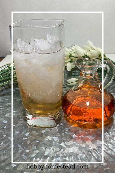 The Best Peach Syrup To Elevate Desserts, Drinks & Breakfast