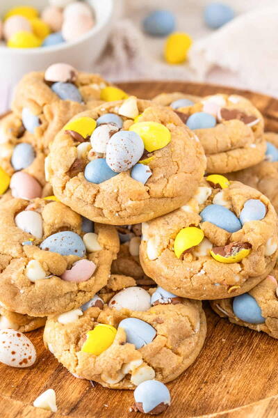 Mini Egg Chocolate Chip Cookies (with White Chocolate Chips)