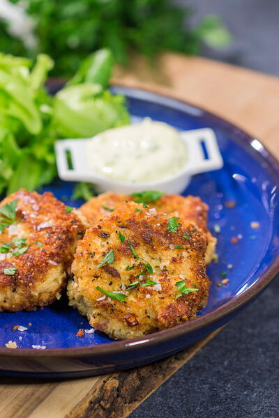 Salmon Cakes