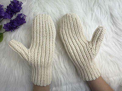 Flat Woman Mittens