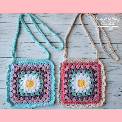 Daisy Granny Crossbody