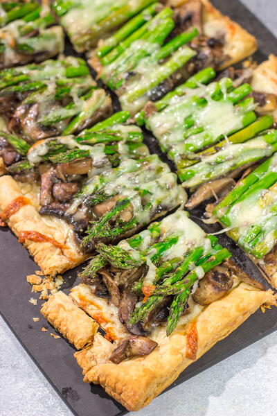 Cheesy Mushroom Asparagus Tart