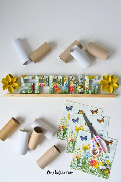 3d Letters With Paper Rolls