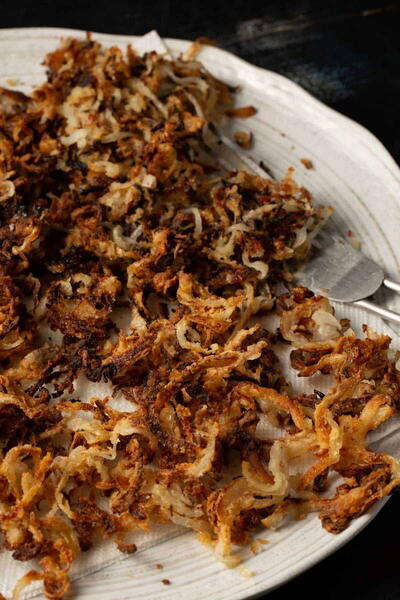 Homemade Crispy Fried Onions — Buttermilk Method