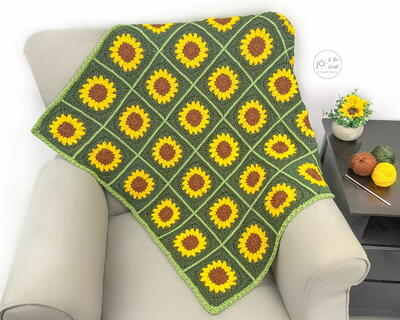 Sunflower Granny Square Blanket Crochet Pattern