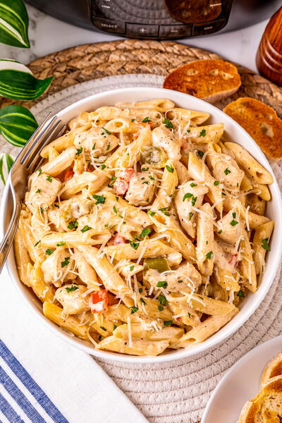 Slow Cooker Cajun Chicken Pasta