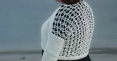 Summer Sea Cropped Cardigan – Free Crochet Pattern