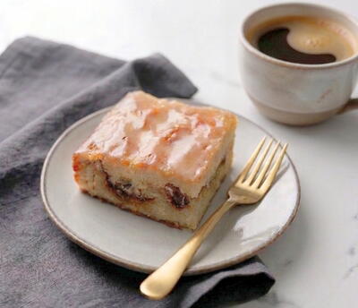 Honey Bun Cake