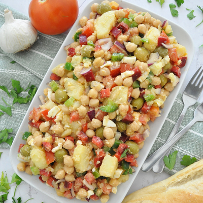 Spanish Country Salad With Chickpeas