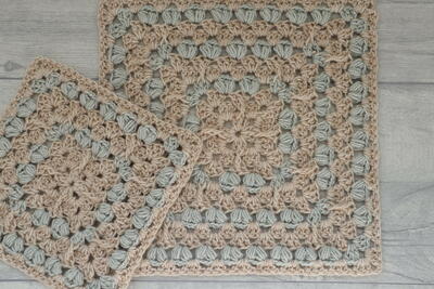 Textured Puff Granny Square