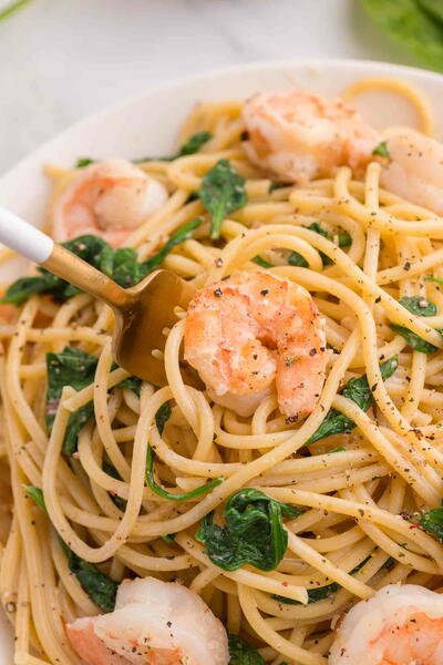 Shrimp And Spinach Pasta
