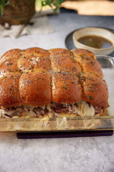 French Dip Sliders With Caramelized Onions