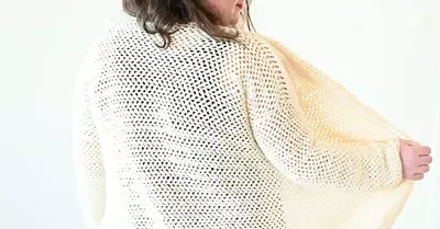 Women’s Crochet Cardigan Pattern With Herringbone Stitch