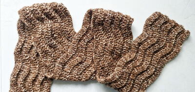Easy Crochet Textured Ripple Tweed Scarf