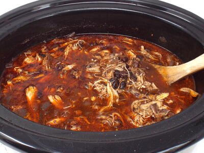 Easy Slow Cooker Chicken And Black Bean Soup