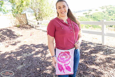 Mosaic Crochet Rose Bag Pattern